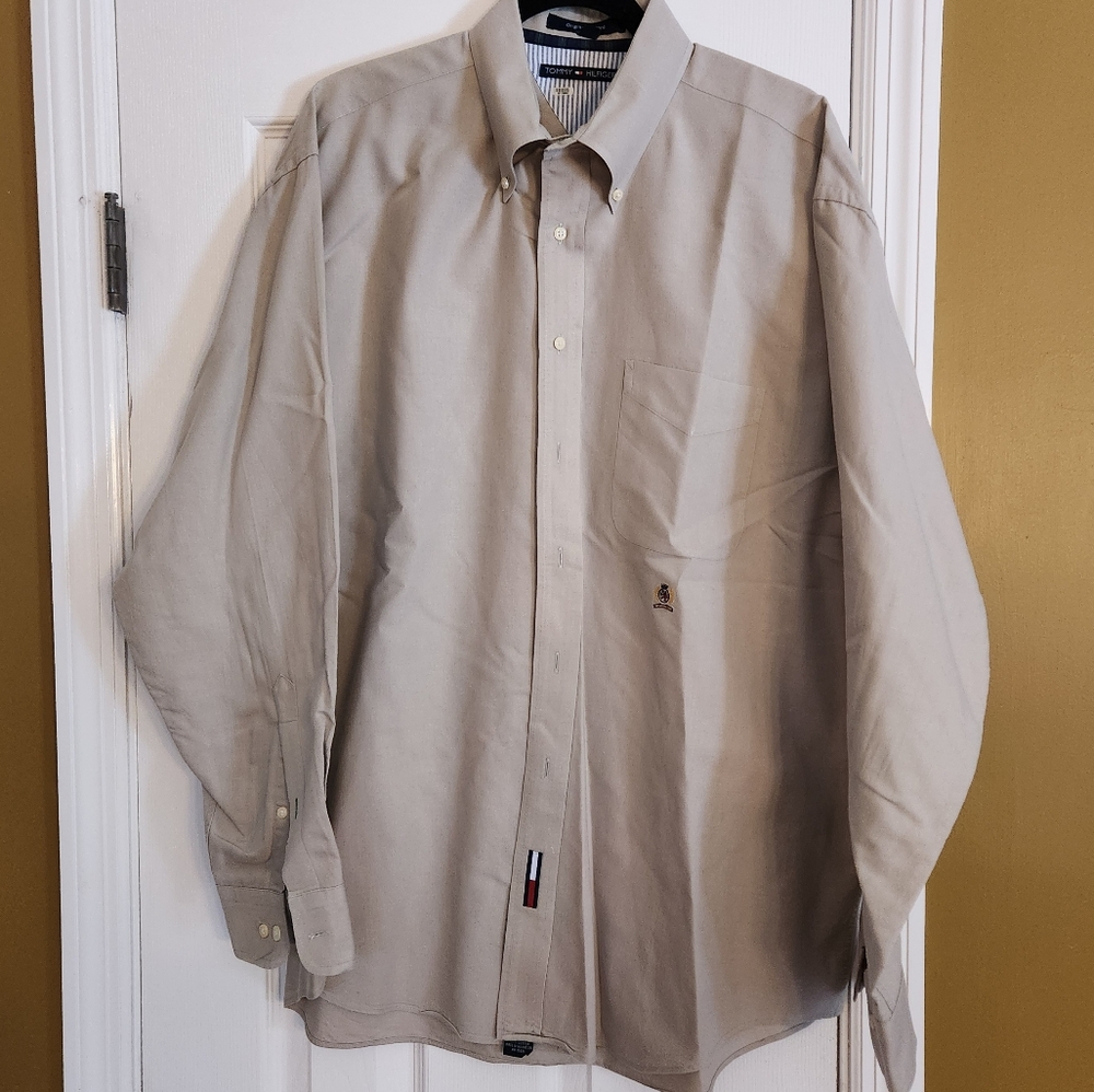 Tommy Hilfiger shirt